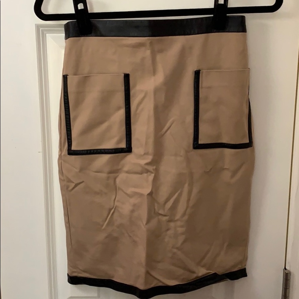 Club Monaco Khaki Pencil Skirt w/Faux Leather Trim